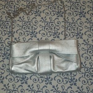purse for wedding guest